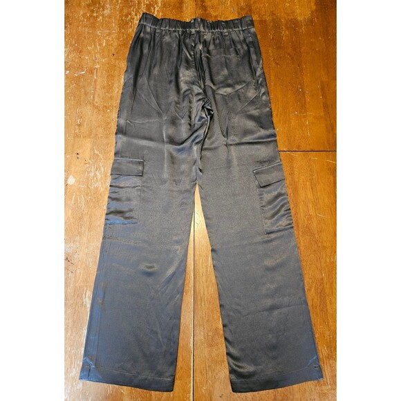 YFB Young Fabulous & Broke Satin Cargo Pants Grey Silky Size Extra Small - Picture 2 of 3